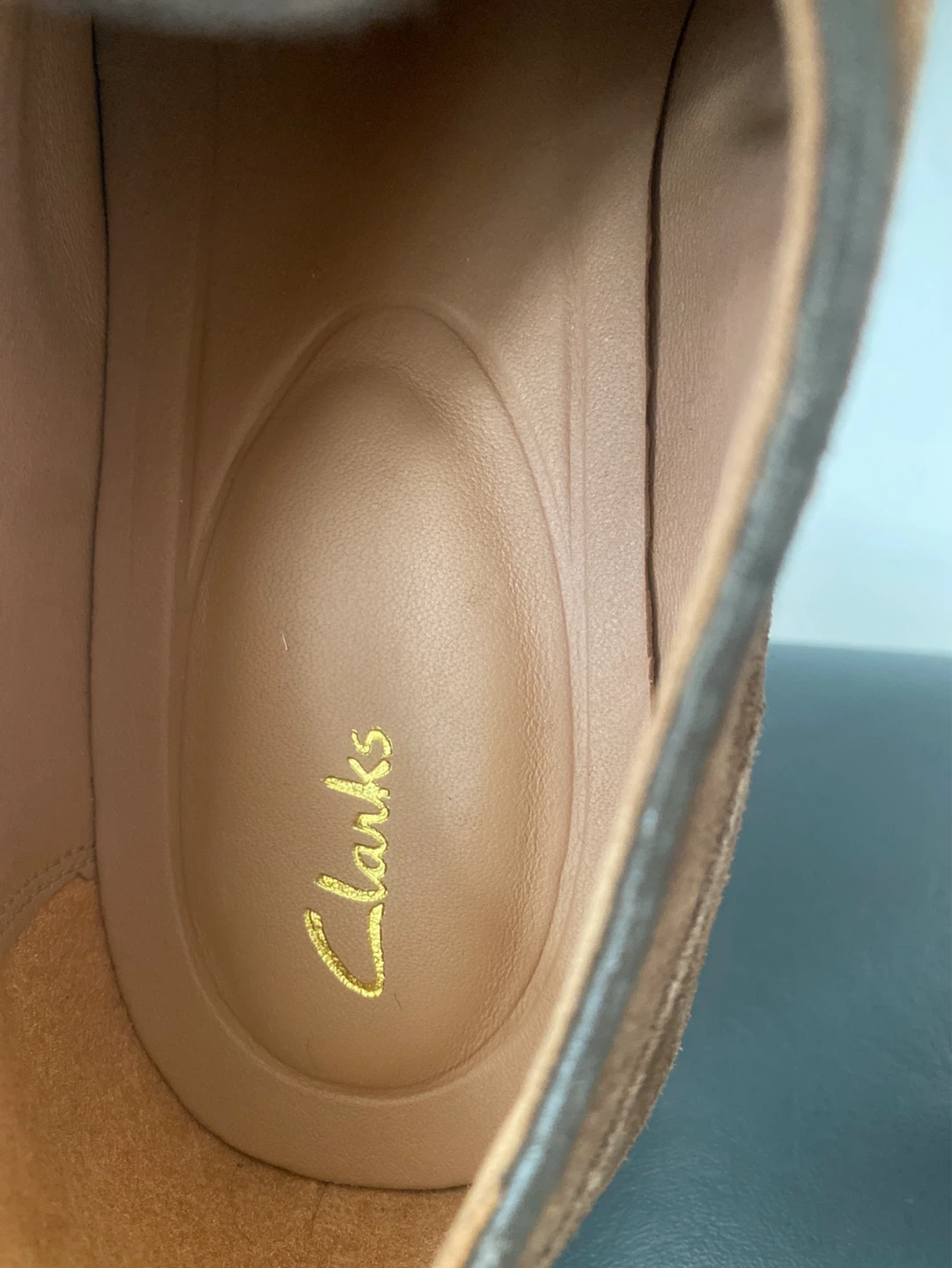 Clarks Suede Derby Shoes size 9,5 - photo 3