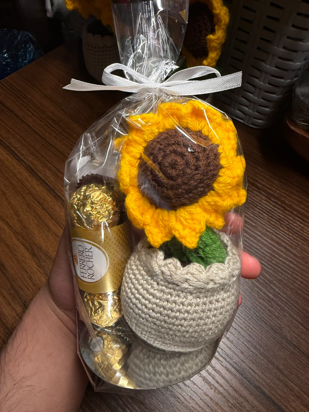 Crocheted Sunflower Bouquet ⚽ - photo 2