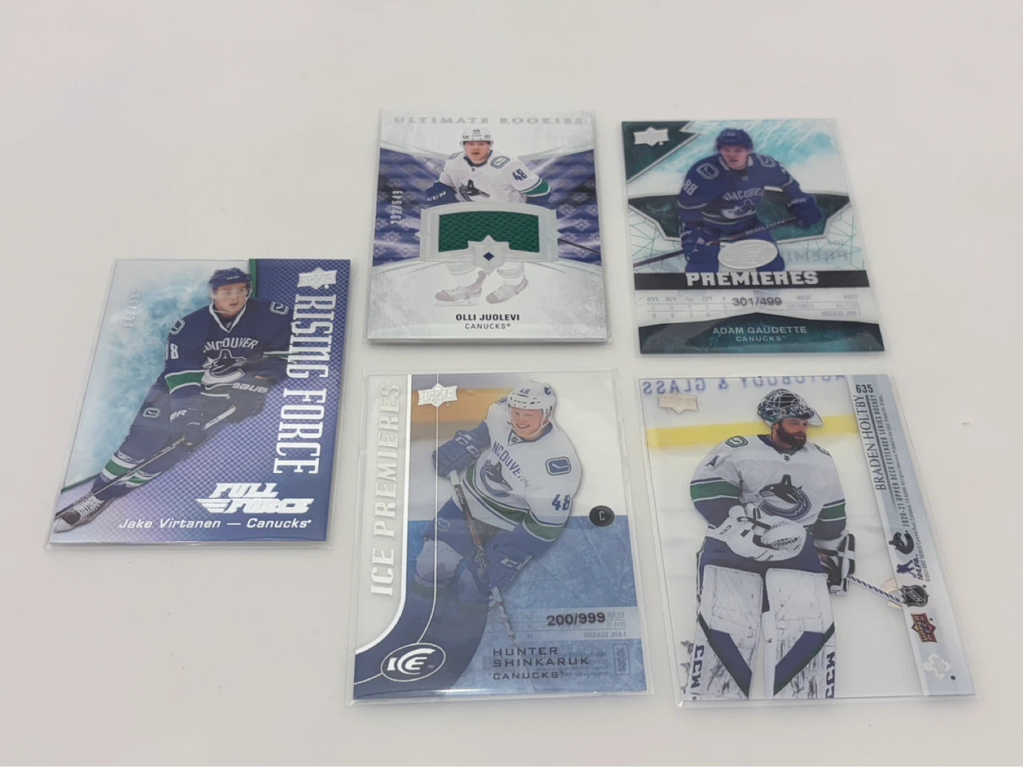 Canucks Jersey Numbered Clear Cut Cards