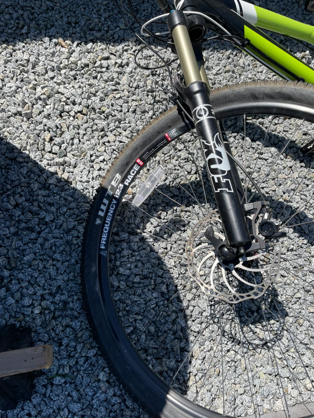 Cannondale Trigger Mountain Bike - photo 4