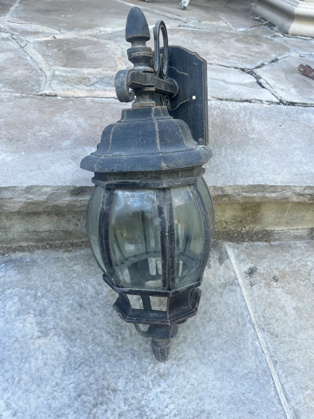 4 Metal Outdoor Wall Lantern - photo 2