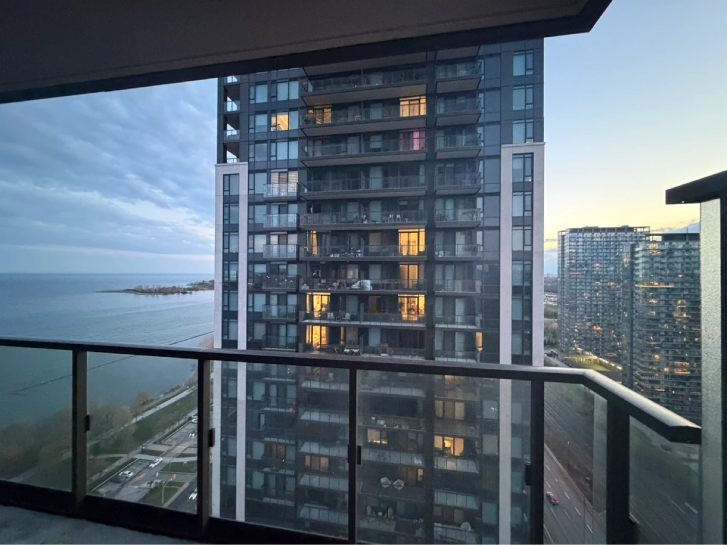 2 Bed 2 Bath for rent - photo 4