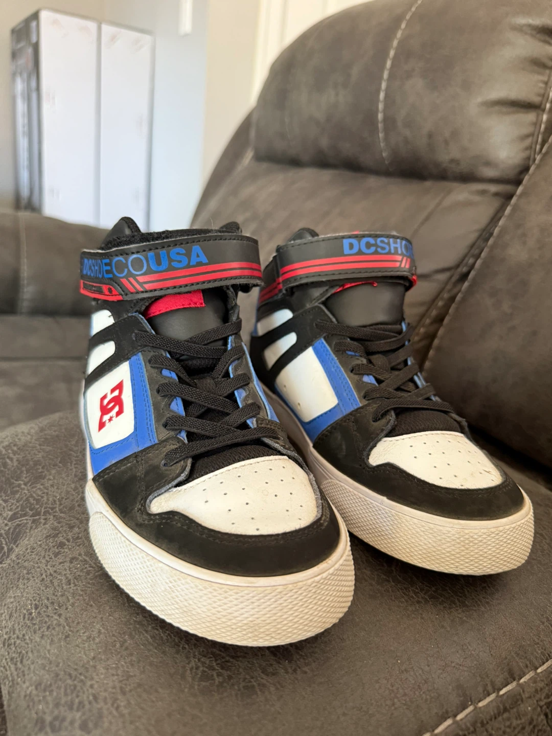 DC Shoes High-Top Sneakers - photo 2