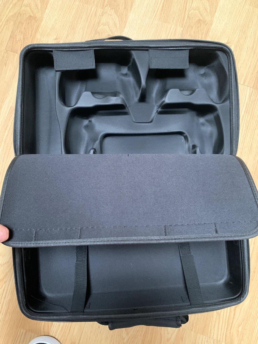 Black Travel Case for Controllers - photo 3