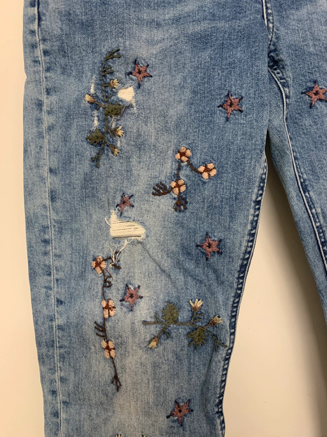 ⚽️ Lucky Brand Embroidered Jeans Size 8/29 - photo 3