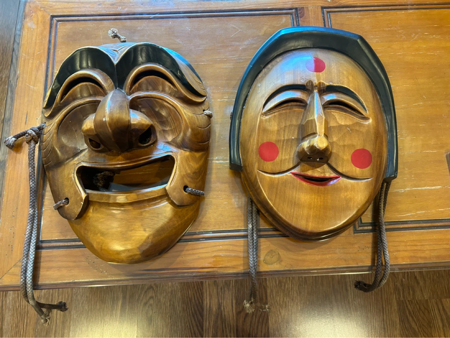 Hahoe Masks (Set of 2)