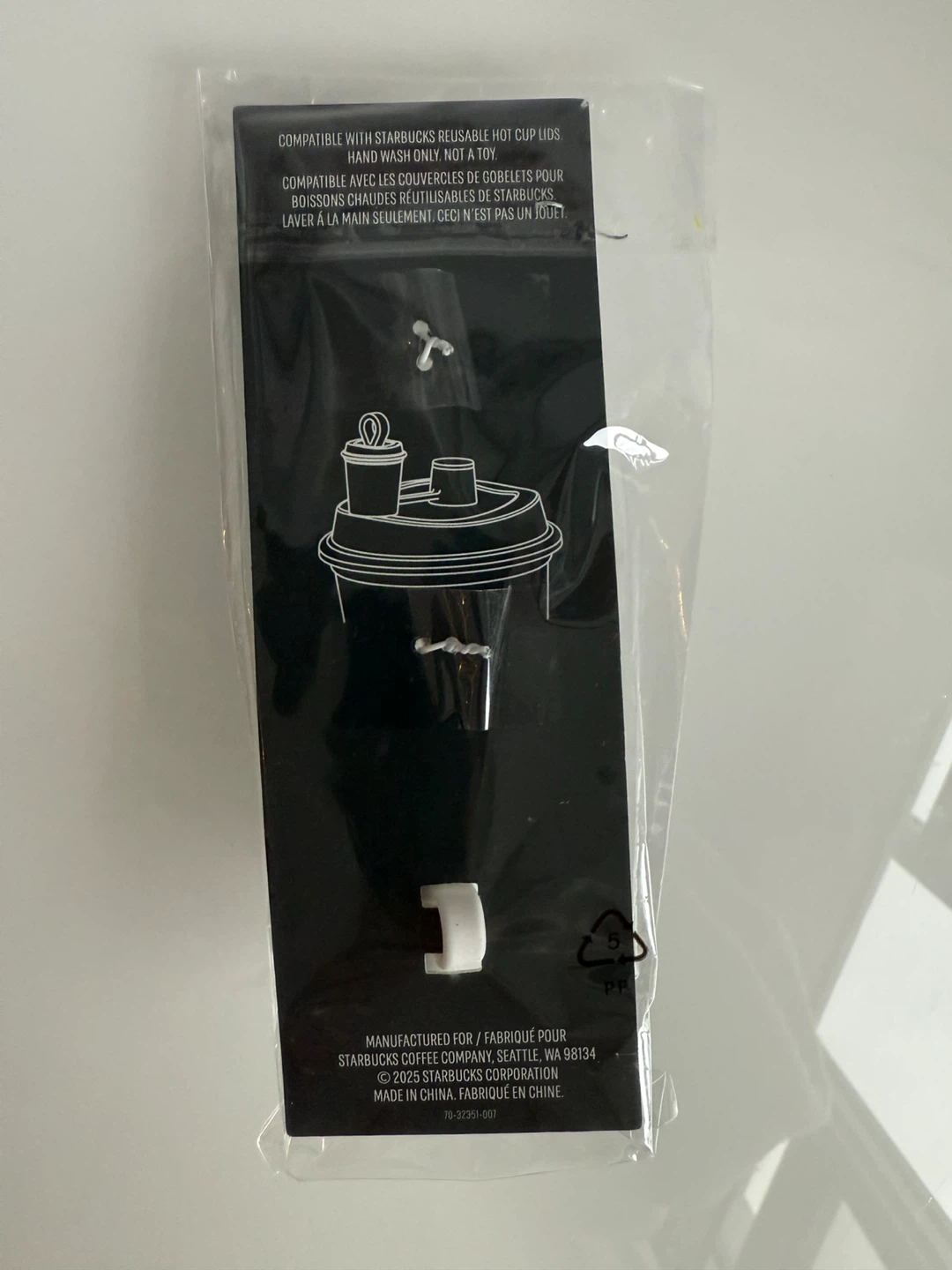 ⚽️New Starbucks Reusable Hot Cup Lid Stopper Keychain - photo 2
