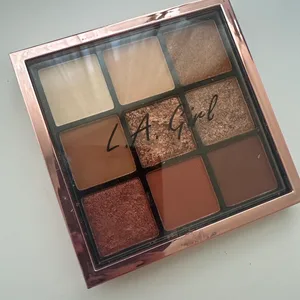 L.A. Girl Keep It Playful Eye Palette - Foreplay ⚽️