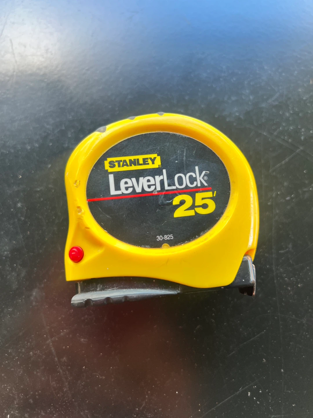 Stanley LeverLock 25' Tape Measure