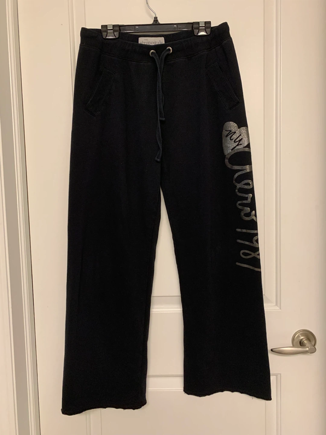 ⚽️ Aeropostale Black Sweatpants M/M