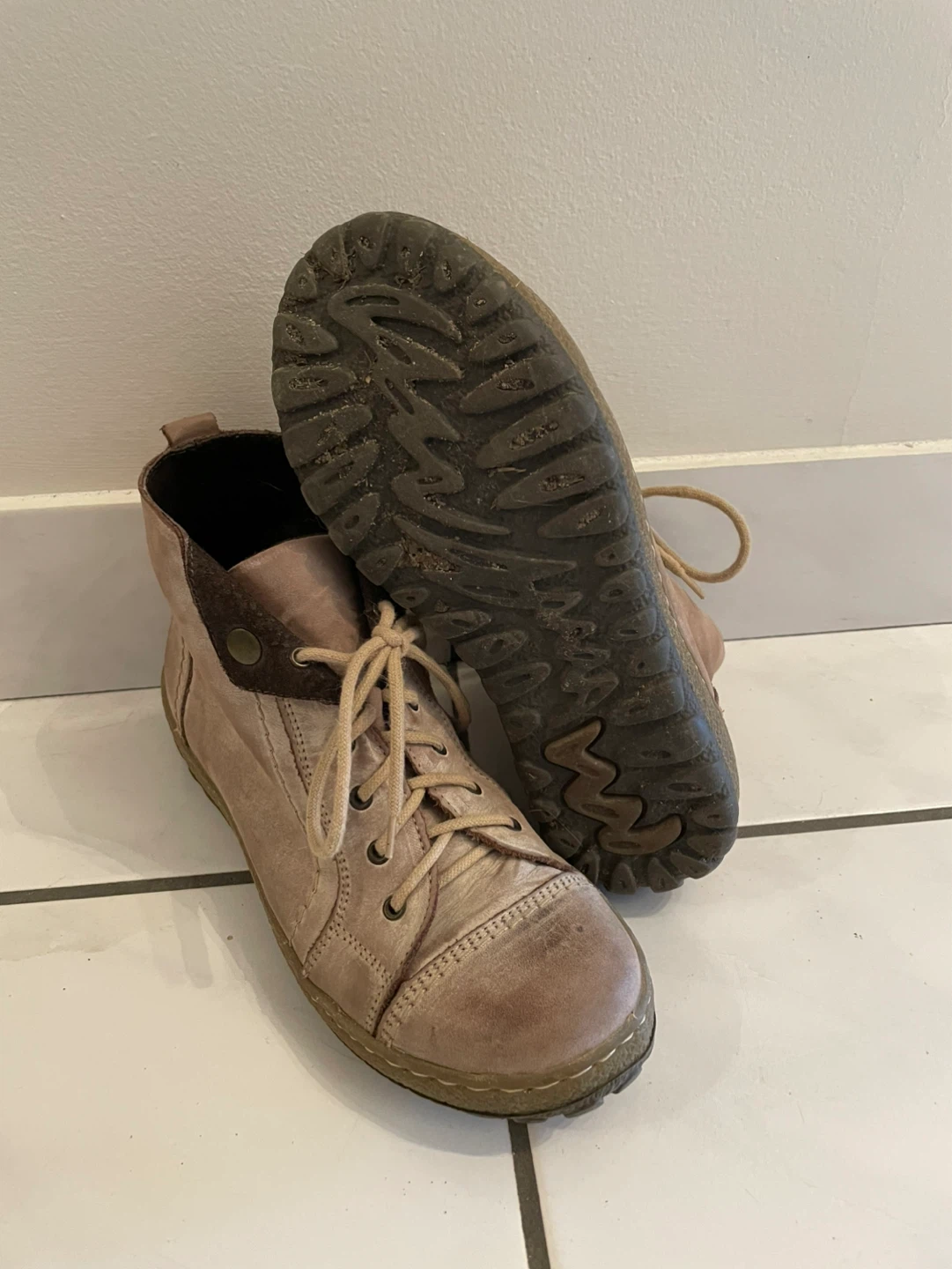 V Italia Leather Ankle Boots ⚽ - photo 2