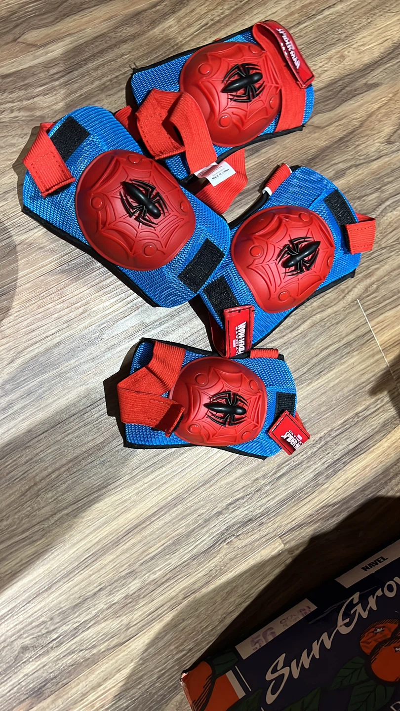 Spider-Man Kids Protective Gear Set ⚽️