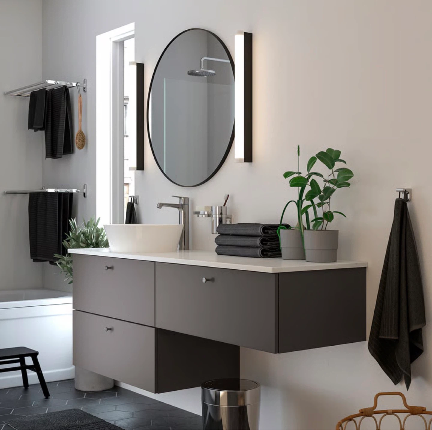 IKEA Round Mirror, black , LINDBYN 31.5” - photo 4