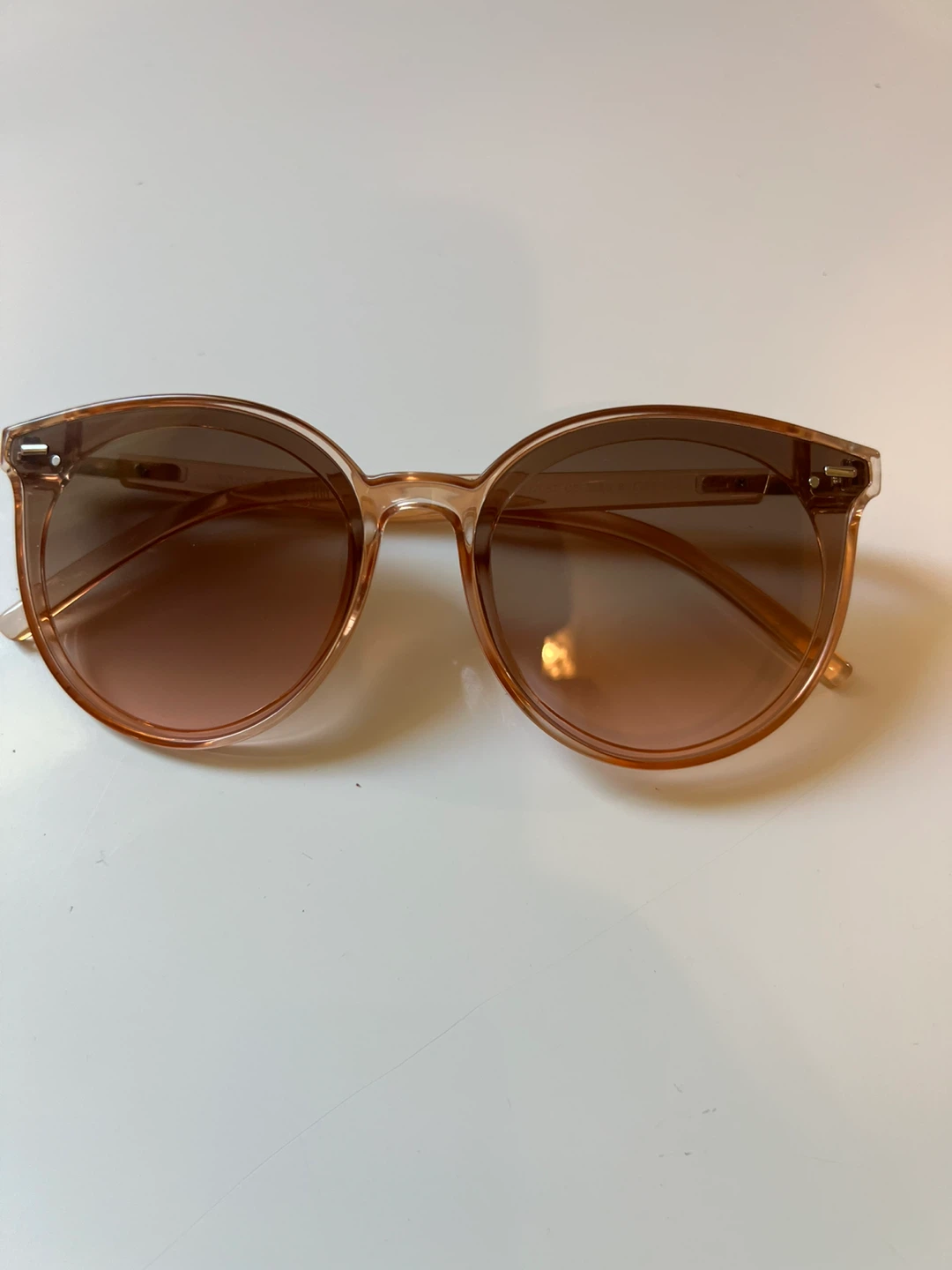 ⚽ Cat Eye Sunglasses