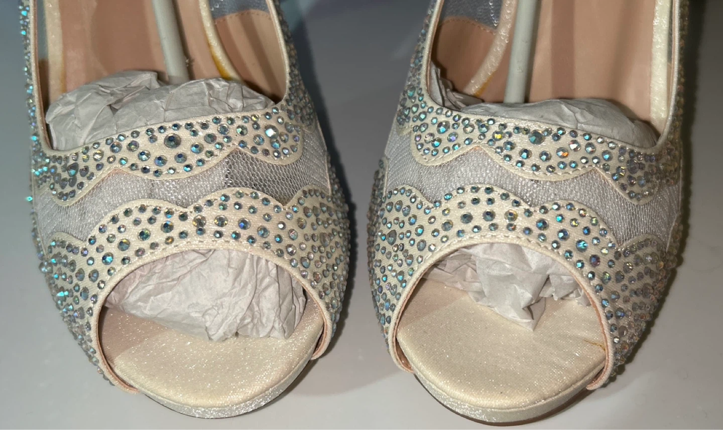 Dream Pairs Embellished Peep Toe Heels - photo 4