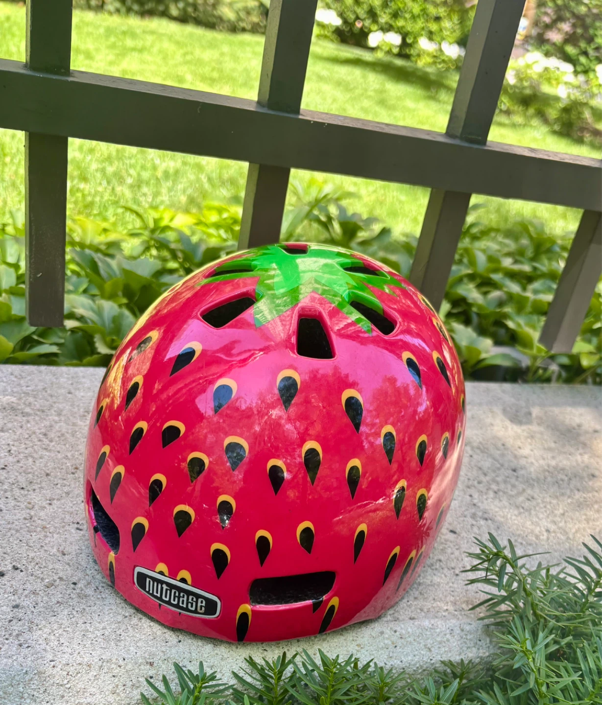 Nutcase Strawberry Kids Helmet - photo 4