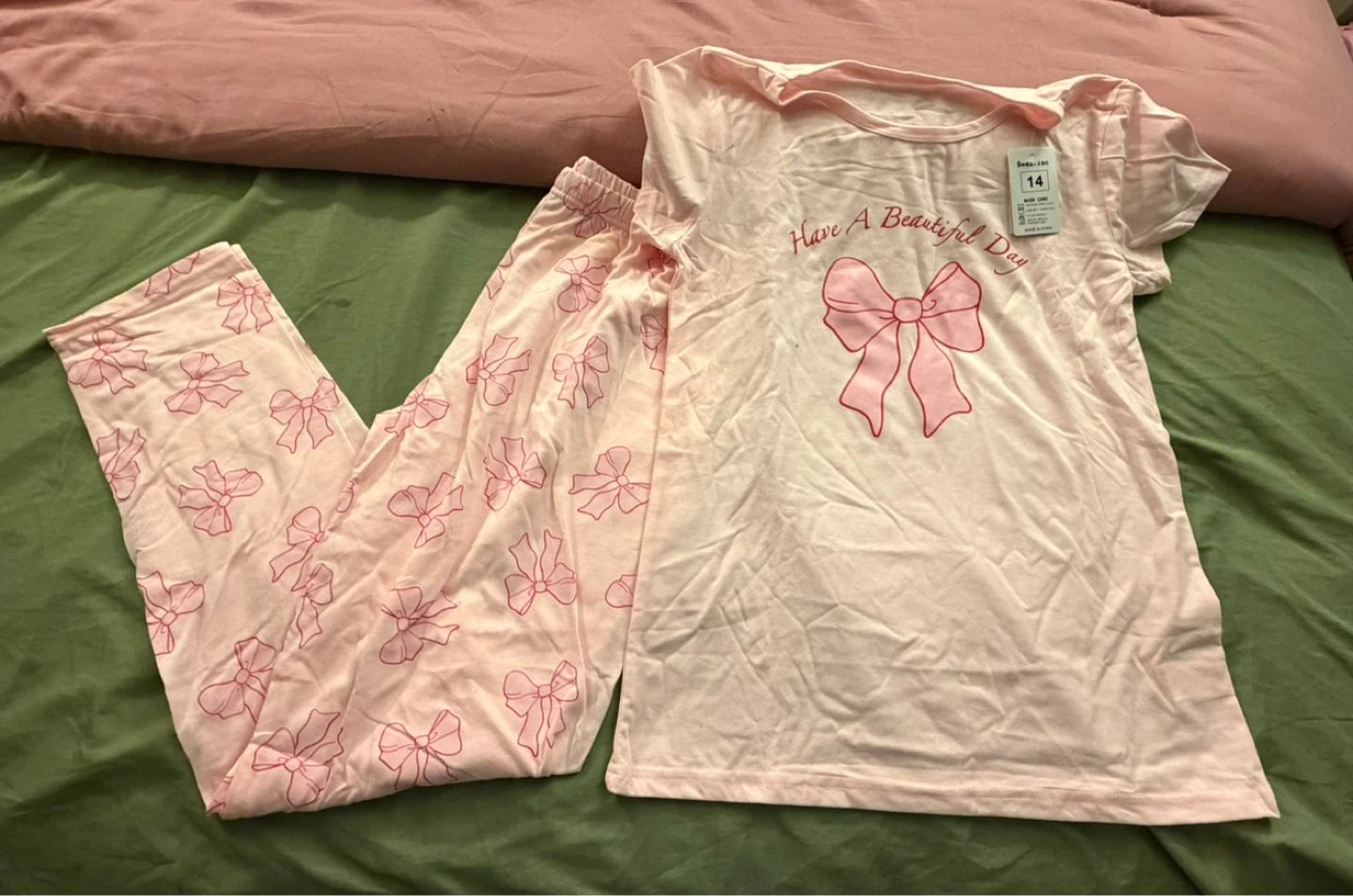 Beezizac Pink Pajama Set Size 14
