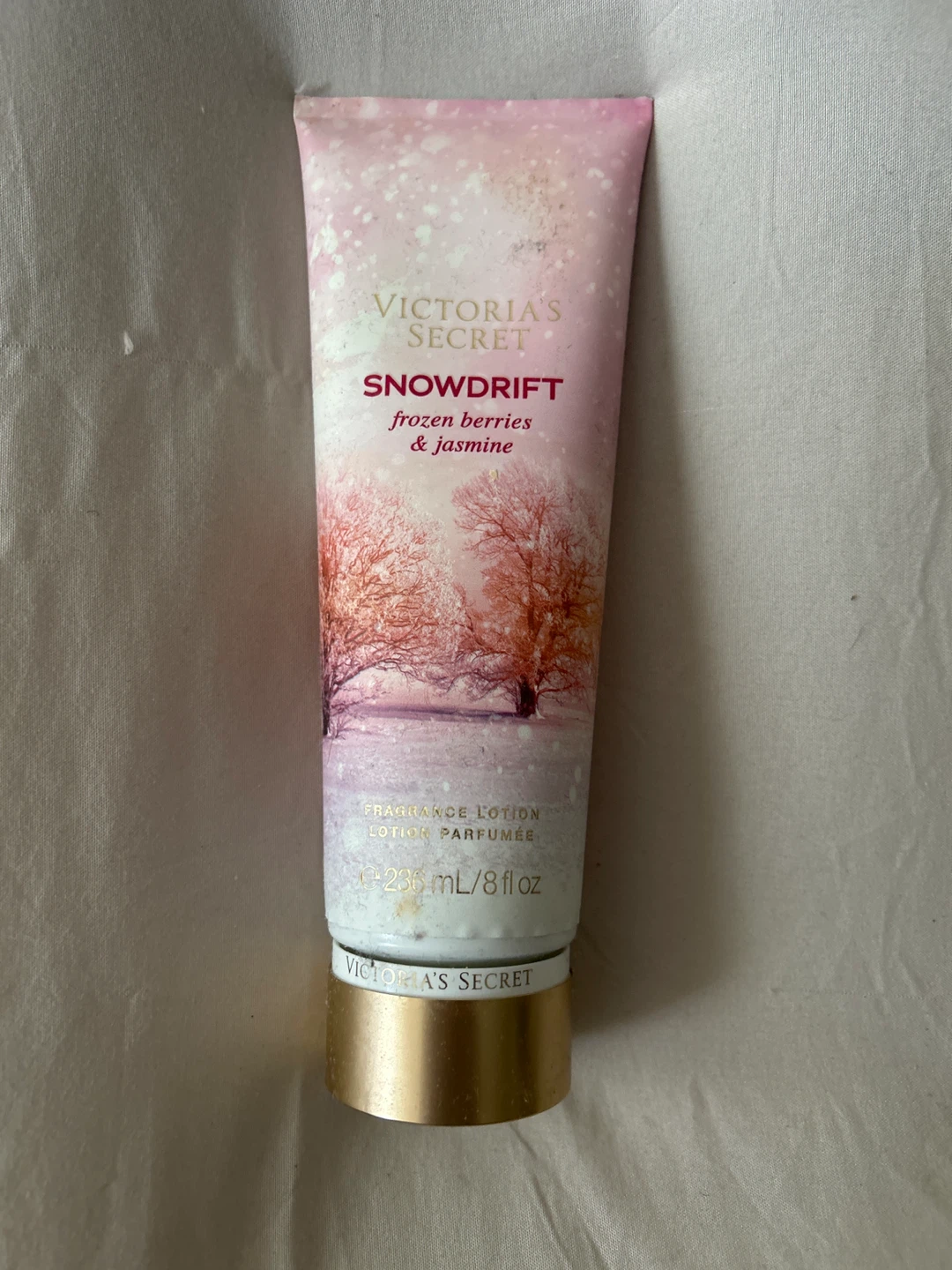 ⚽️ Victoria's Secret Snowdrift Fragrance Lotion