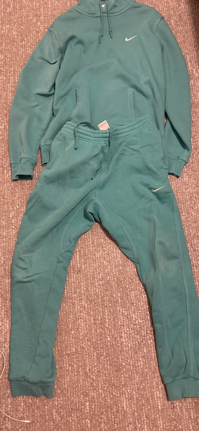 Nike Hoodie and Sweatpants Set