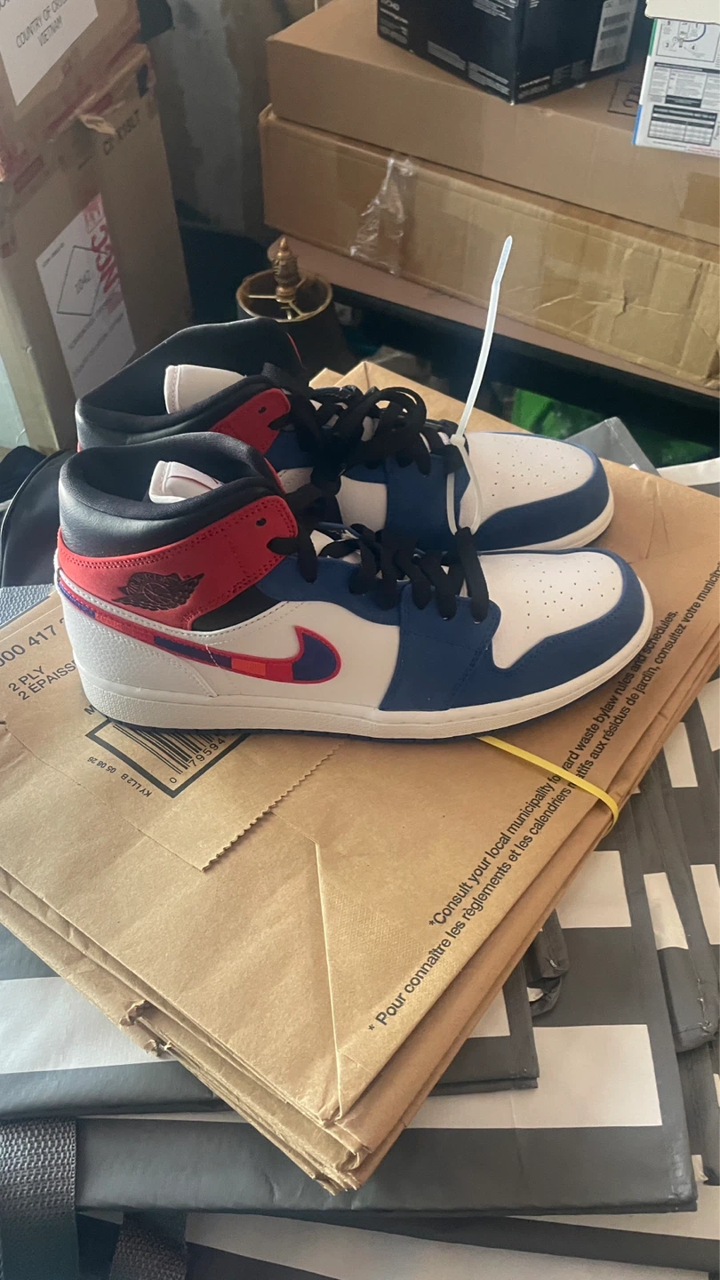 Air Jordan 1 Mid SE Men's Shoes