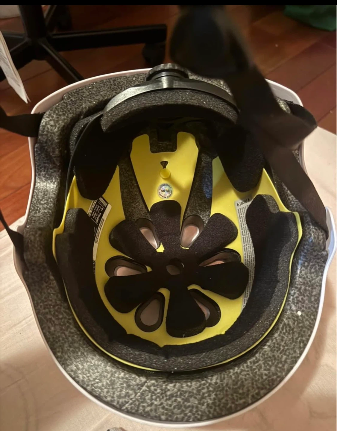 White MIPS Helmet - photo 2