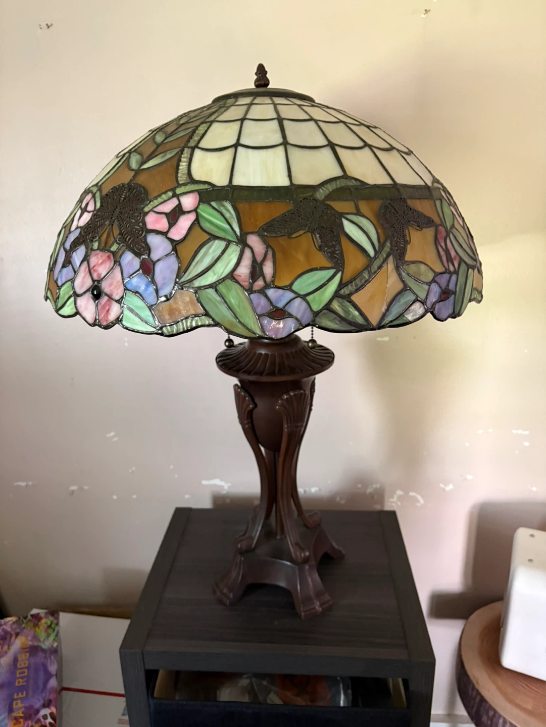 Tiffany Style Stained Glass Table Lamp