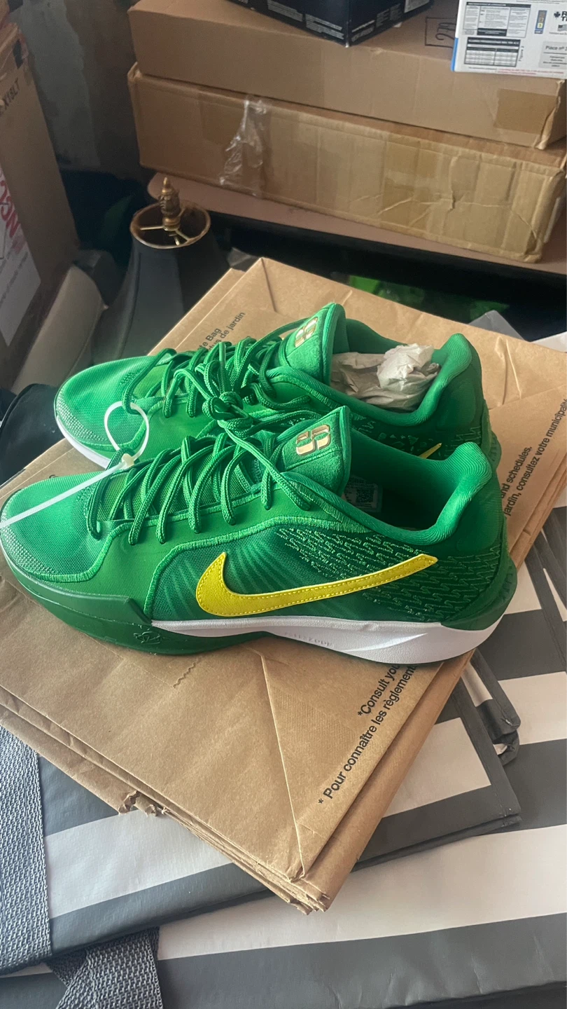 Nike Sabrina 2 Basketball Shoes Size 11.5