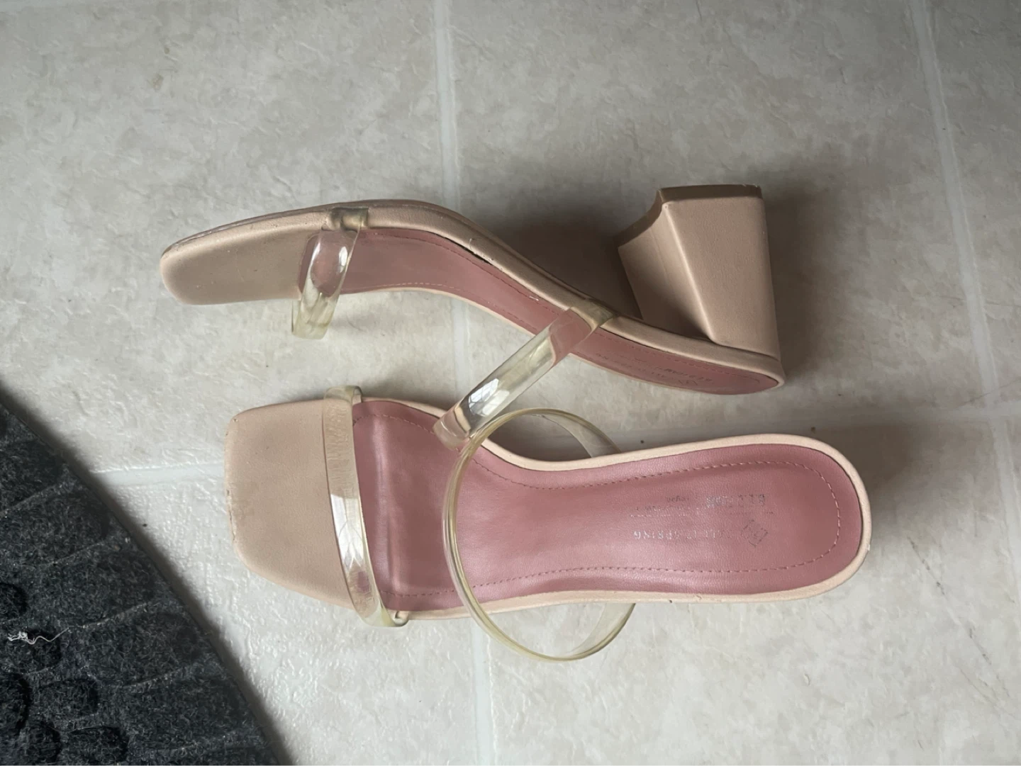 ⚽️ Call It Spring Beige Block Heels Size 7.5 - photo 4