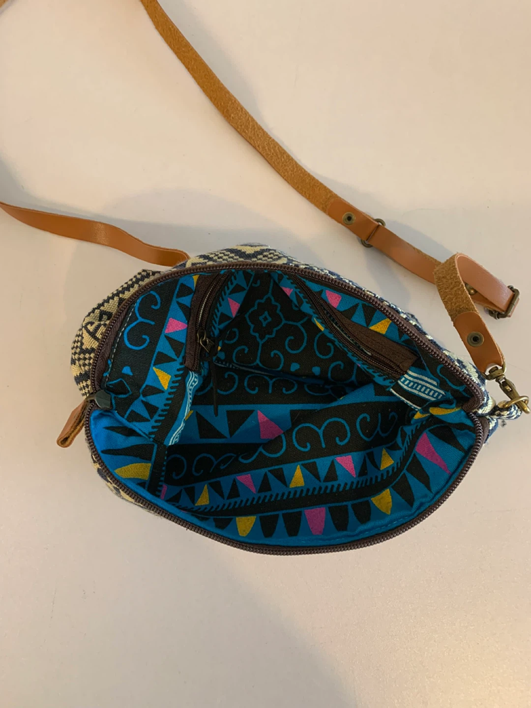 ⚽️ Crossbody Bag with Geometric Pattern - photo 2