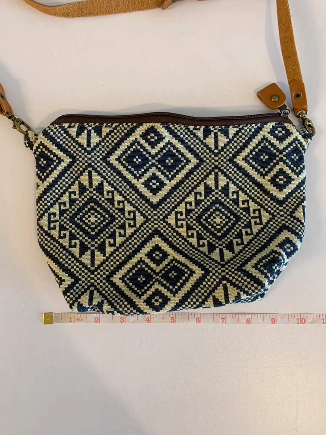 ⚽️ Crossbody Bag with Geometric Pattern - photo 4