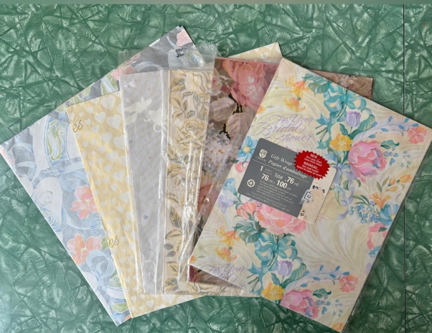 ⚽️Lot of vintage floral and wedding gift wrap