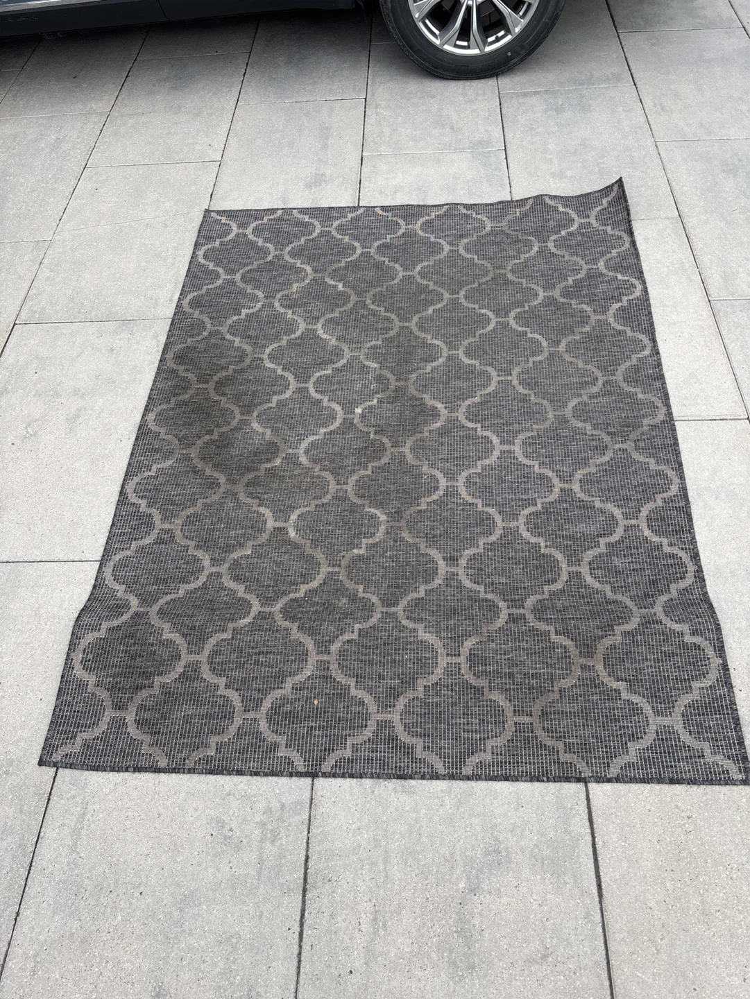 Dark Grey Geometric Pattern Rug