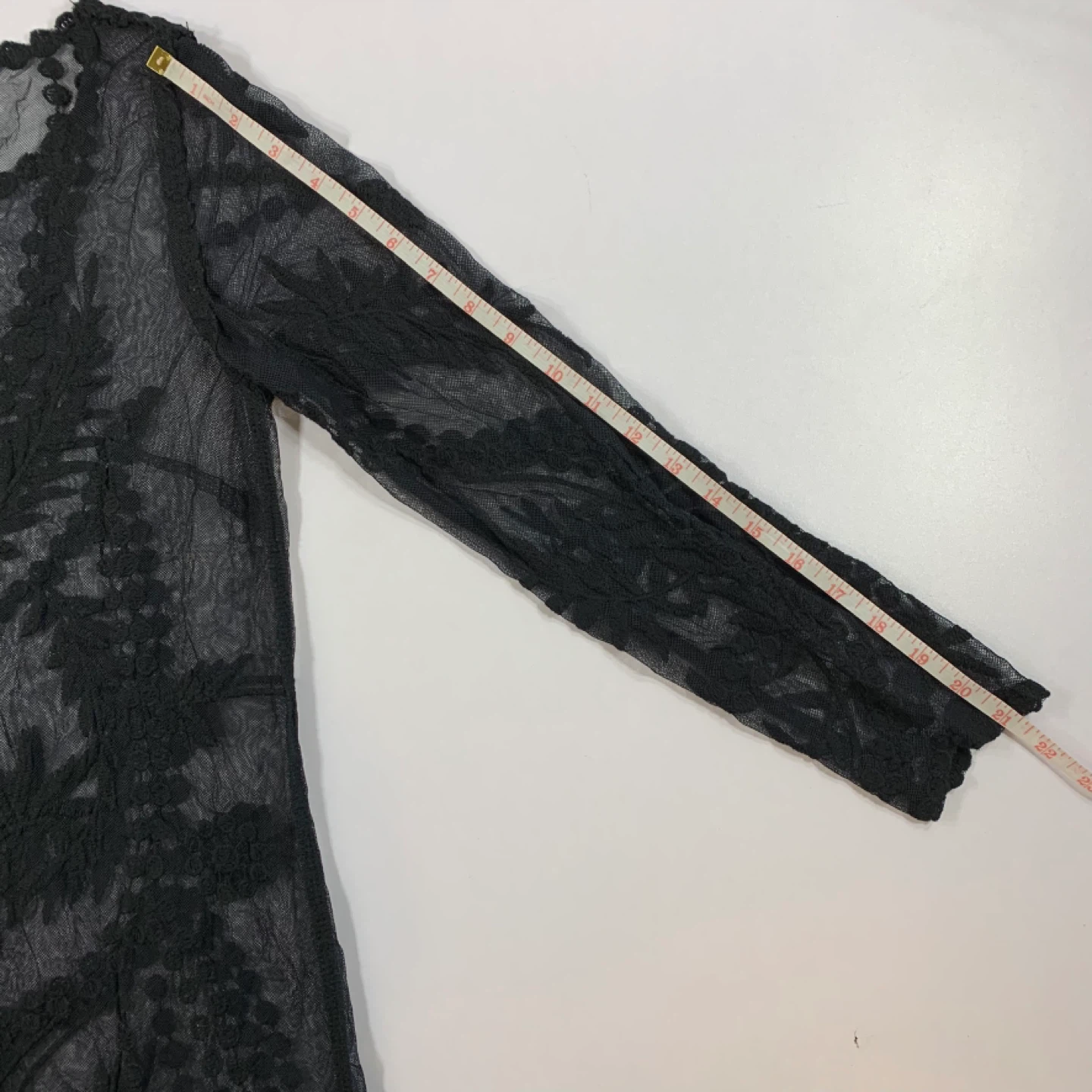 ⚽️ Black Lace Overlay Tunic Top - photo 4