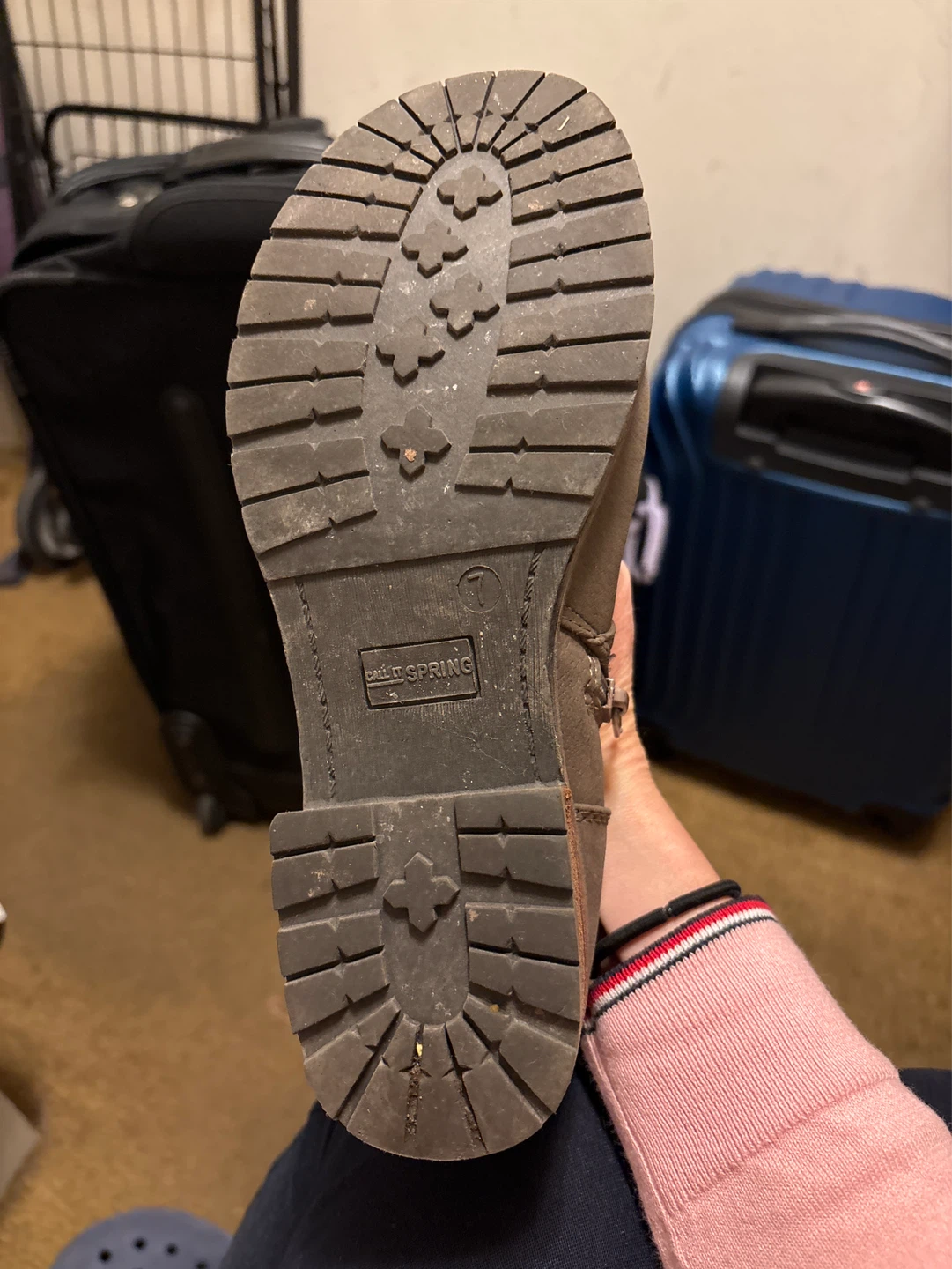 B.O.C. Women's Boot Size 7 - photo 3