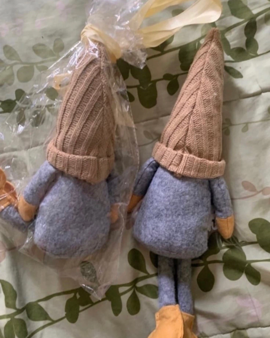 ⚽ Two Gnomes Plush Decorations - photo 3