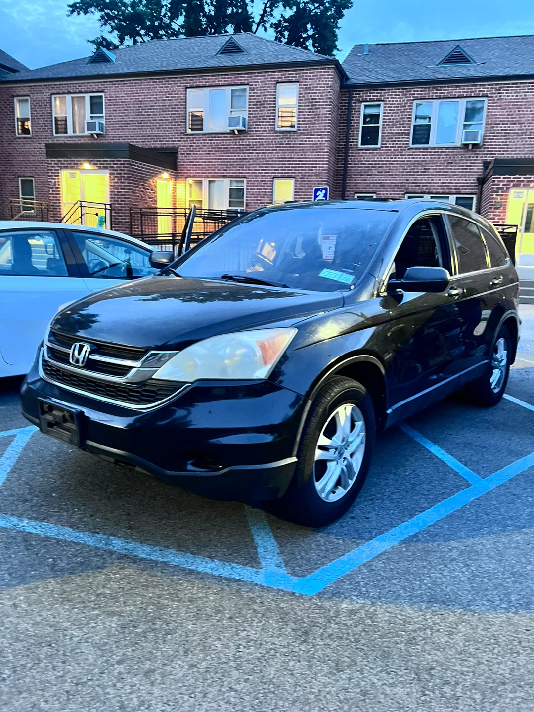 2011 Black Honda CR-V SUV 4D - photo 2