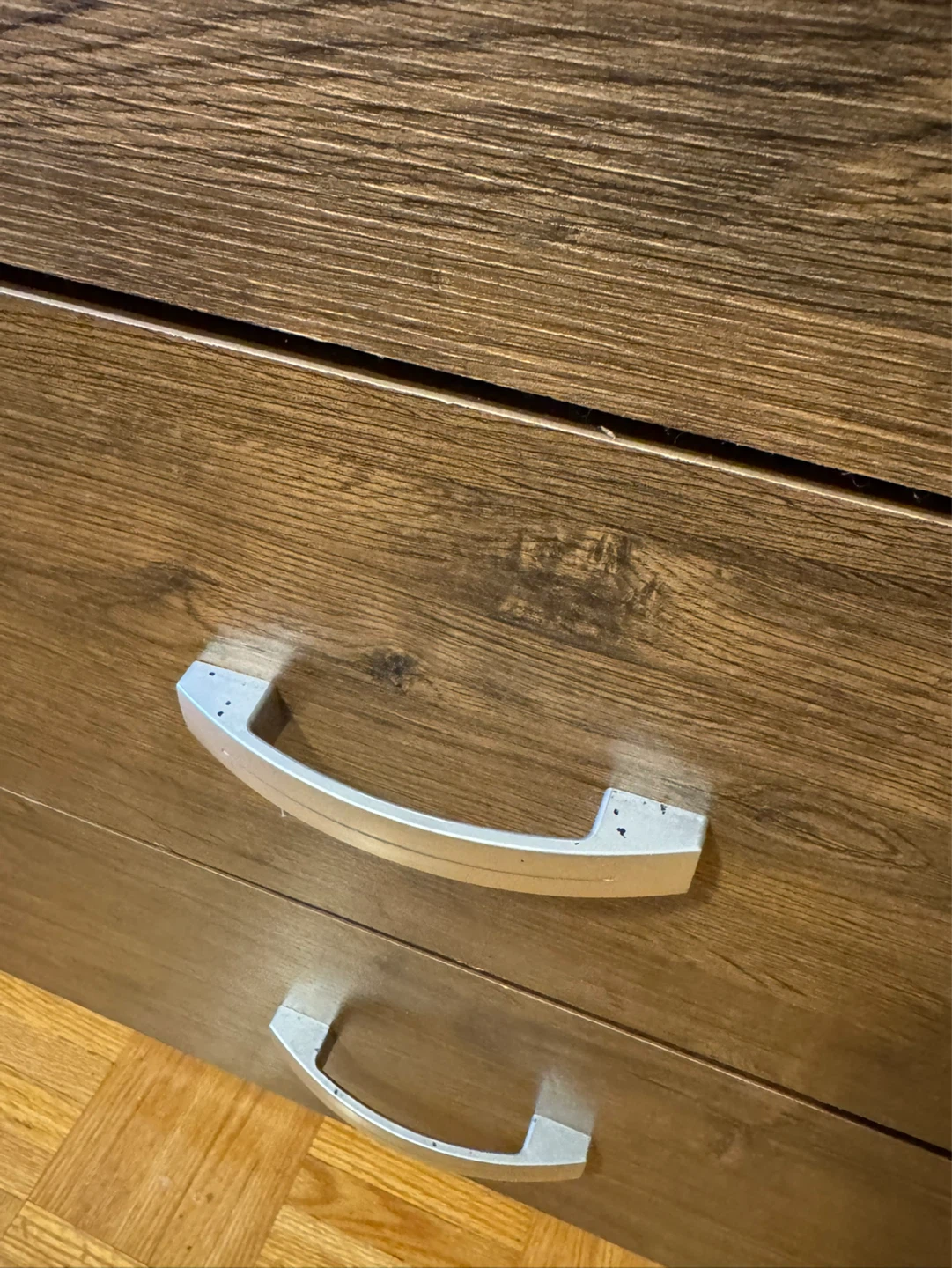 Brown Wood Dresser with Large Mirror – Excellent Condition - photo 4