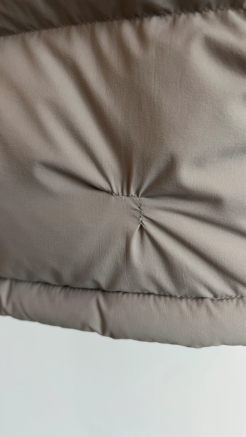 Aritzia SuperPuff Vest - Taupe - Size Medium - photo 4