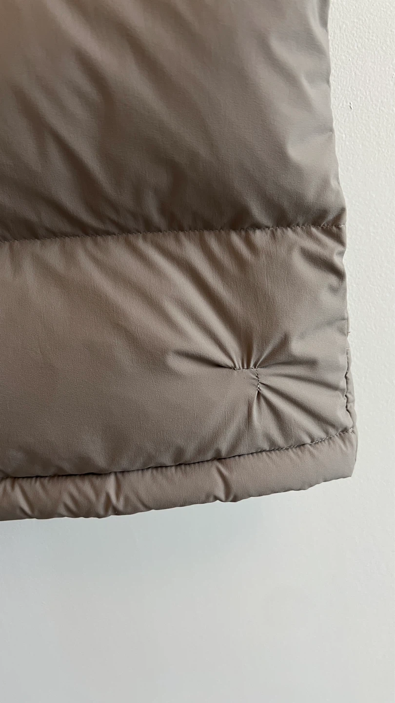 Aritzia SuperPuff Vest - Taupe - Size Medium - photo 3
