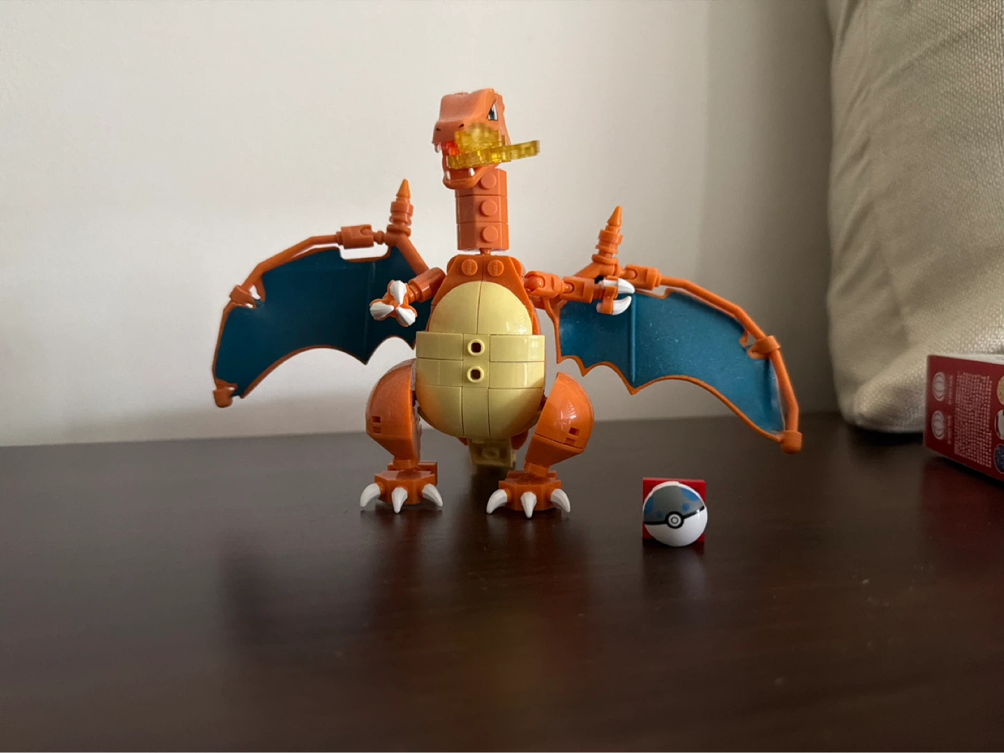 LEGO Pokémon Charizard Set