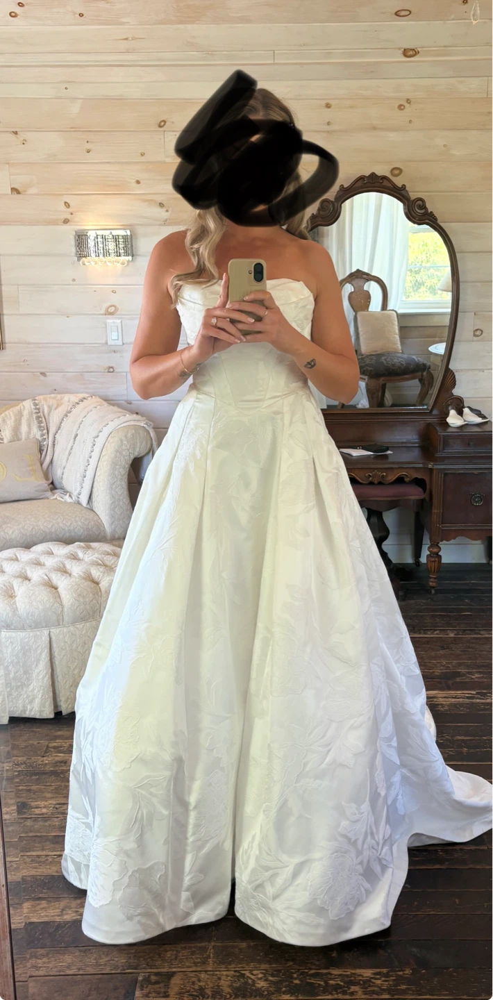 Strapless A-line Wedding Dress - photo 2