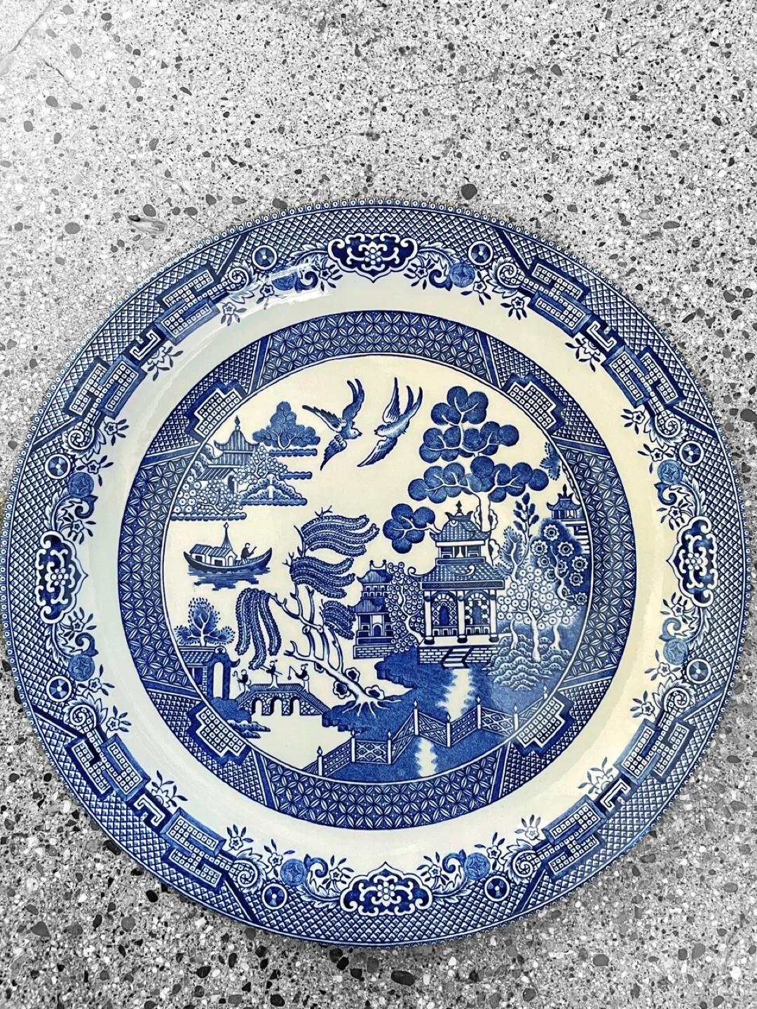 Churchill Blue Willow Plate