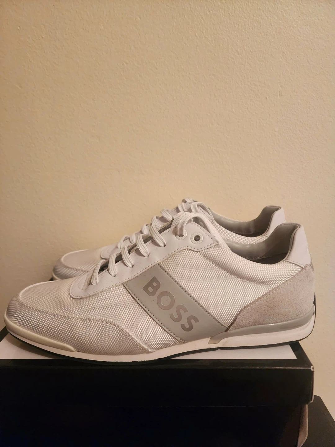 BOSS Men's White/Grey Sneakers Size 40 euro