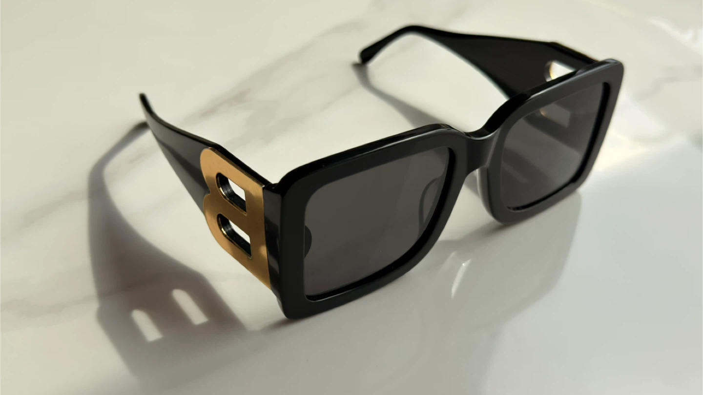 Authentic Burberry Sunglasses Women's Frith B-4312 - photo 3