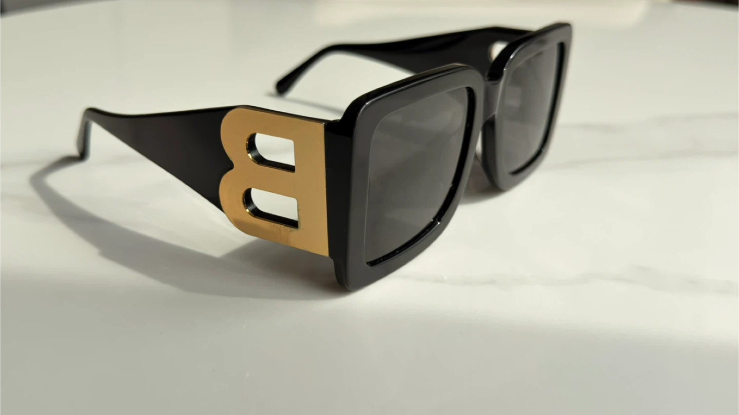 Authentic Burberry Sunglasses Women's Frith B-4312 - photo 4