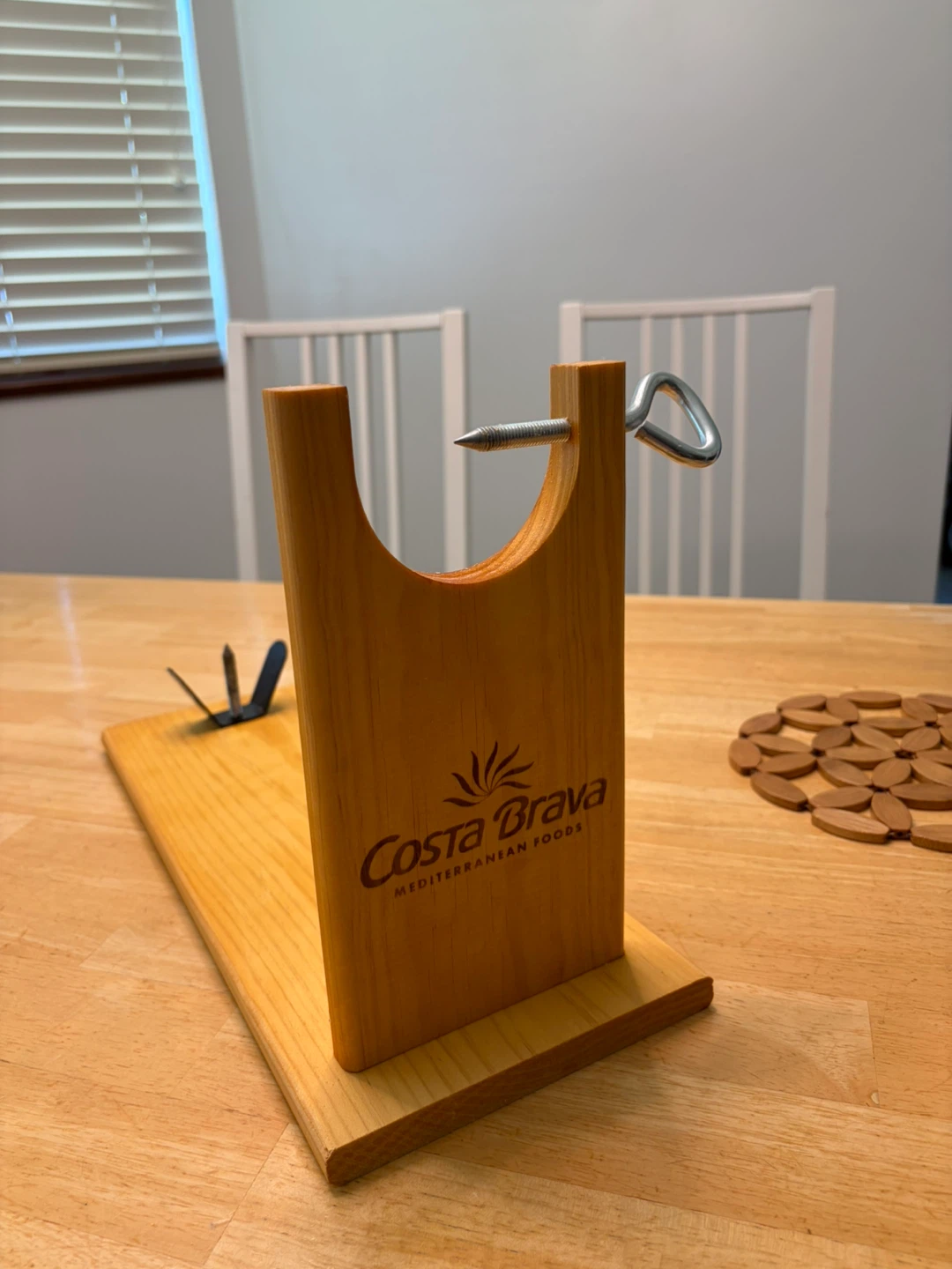 Costa Brava Wood Ham Holder