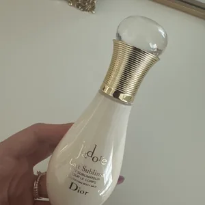 Dior J'adore Lait Sublime Beautifying Body Milk ⚽️