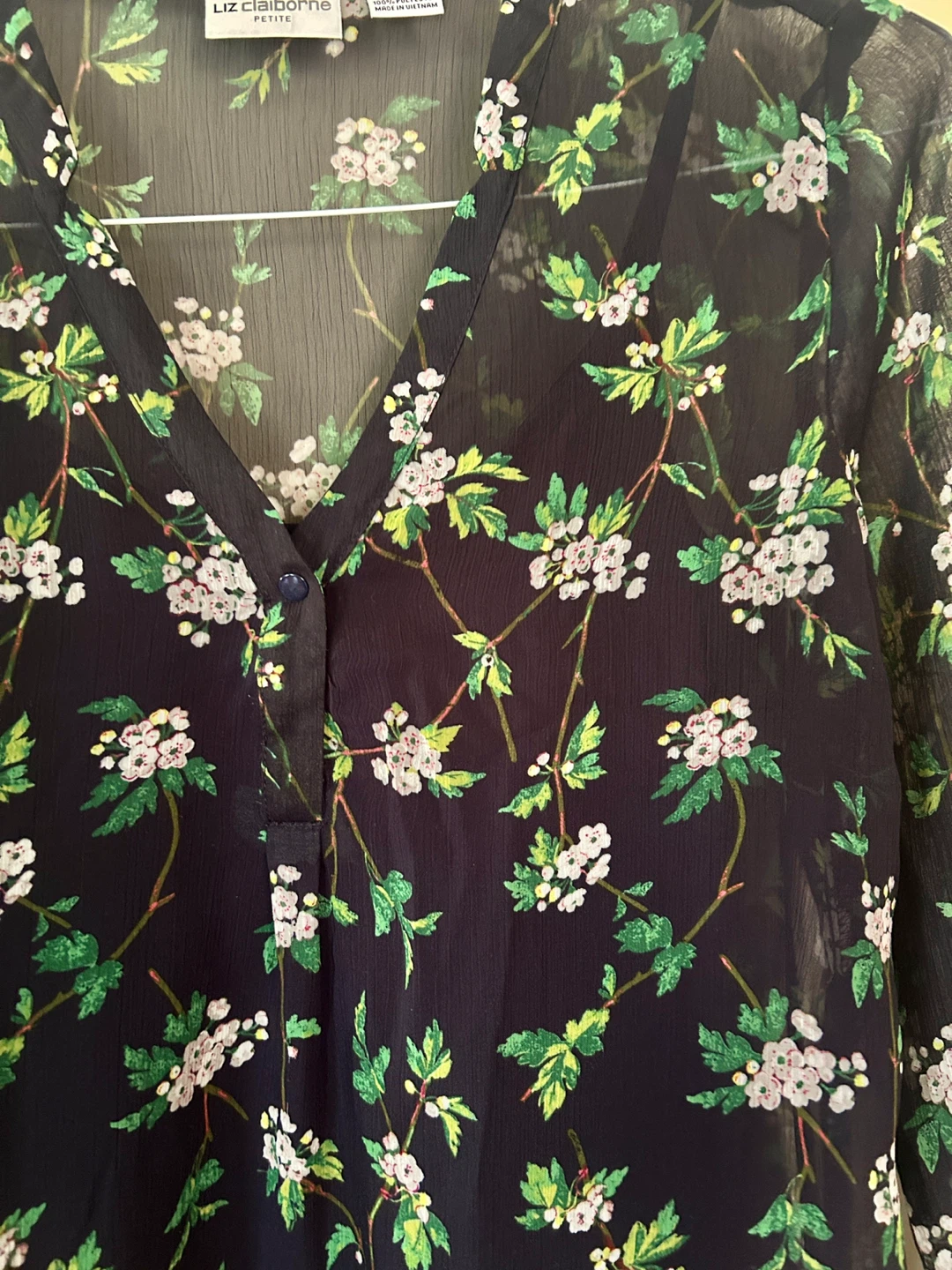 Liz Claiborne Petite Floral Blouse - photo 3