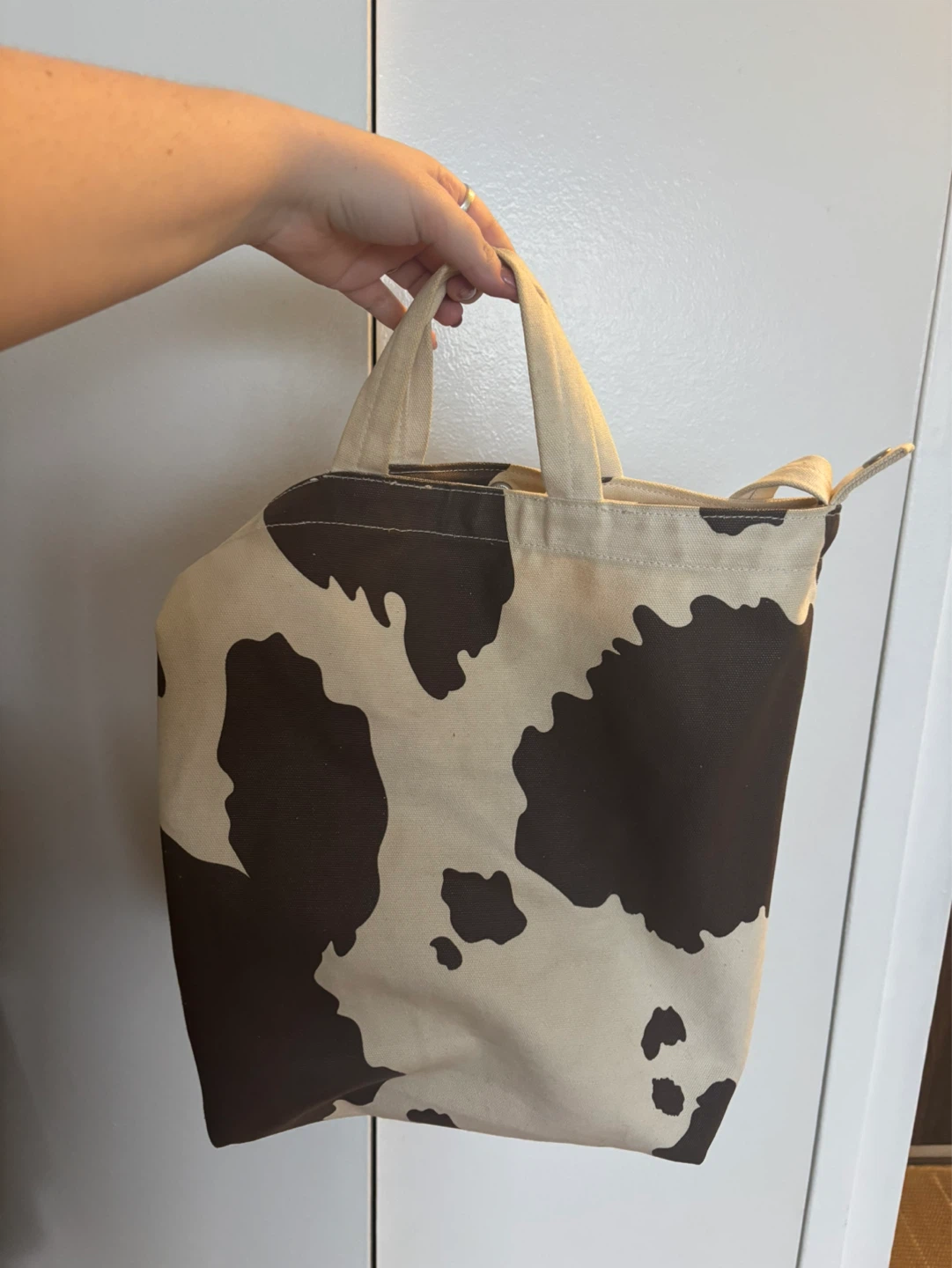 Baggu Cow Print Duck Bag - photo 3