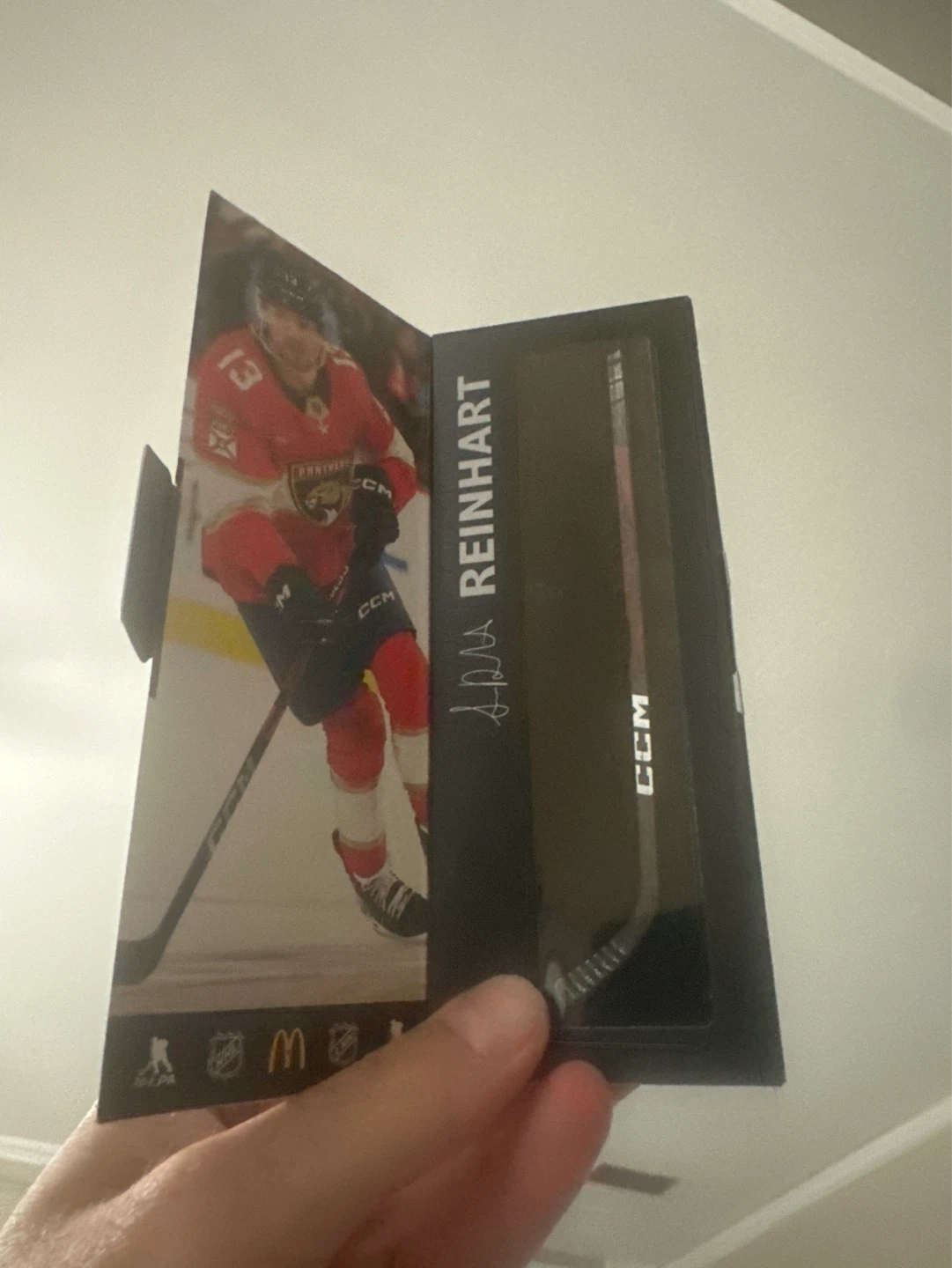 McDonald's NHL Star Sticks 2025-2026 - photo 2